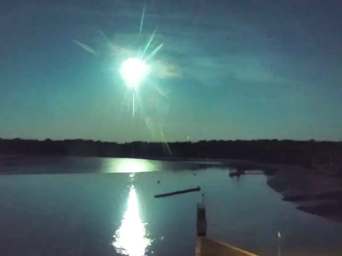 Vue du port d'Arzal (Morbihan) ( Webcam)